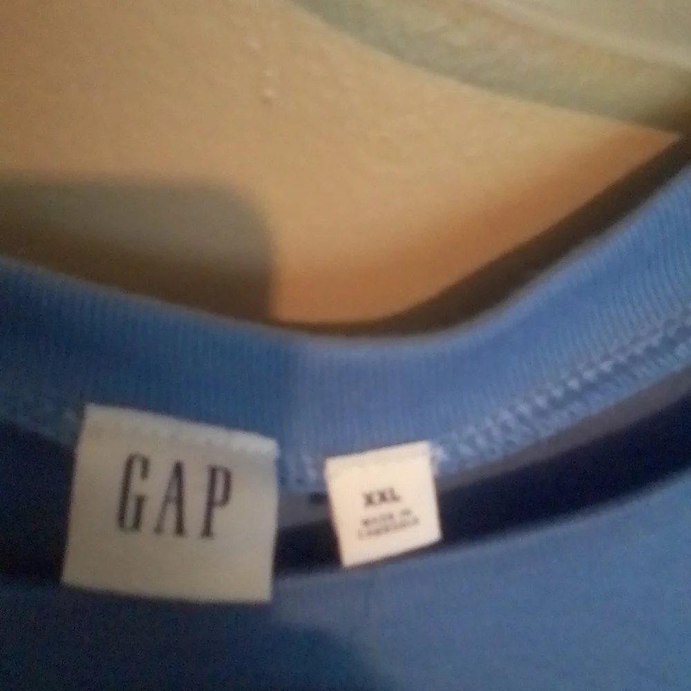 GAP Blue Sweatshirt - Picture 3 of 4